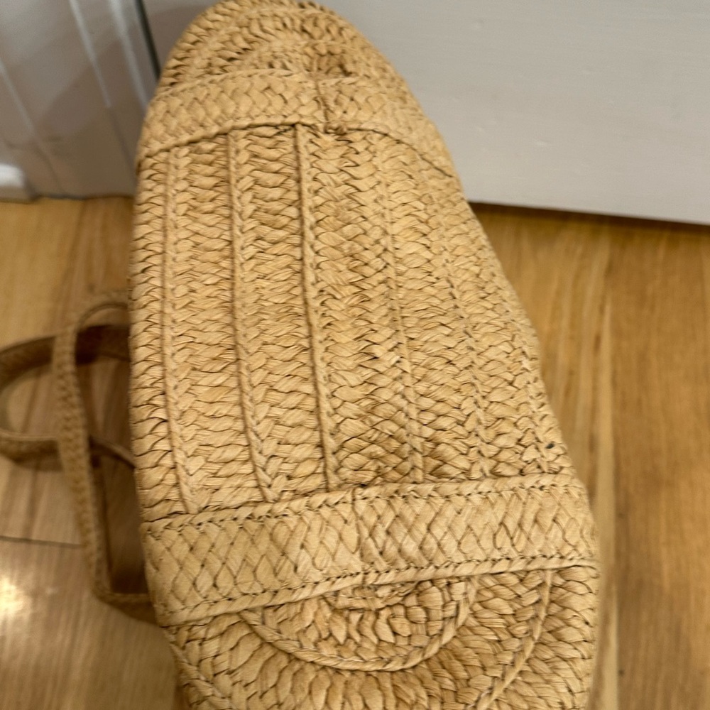 Draper James Elegant Tan Woven Tote Bag - Picture 7 of 7